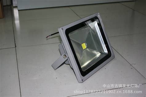 投光燈50w(投光燈50w多少錢一個(gè))縮略圖