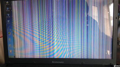 液晶電視屏幕出現條紋怎樣維修,液晶電視出現橫條紋閃跳縮略圖