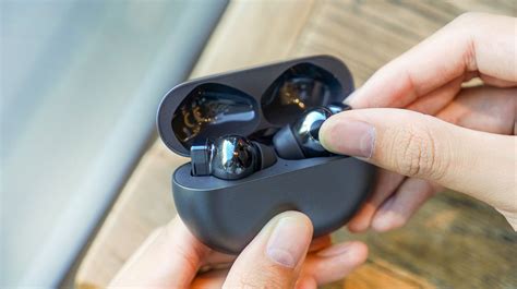 無線藍牙耳機怎么連手機(無線藍牙耳機怎么連手機上)縮略圖