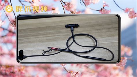 藍(lán)牙耳機(jī)充電怎么看是在充電,藍(lán)牙耳機(jī)怎么確定在充電縮略圖