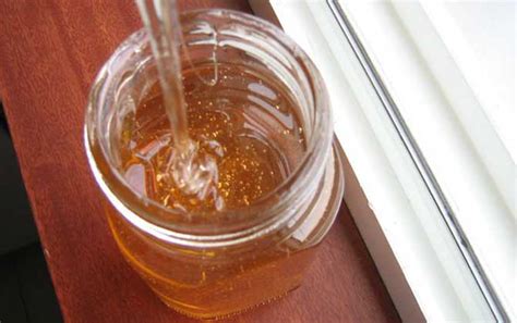 楓糖漿和蜂蜜的區別,楓糖漿的功效與作用縮略圖
