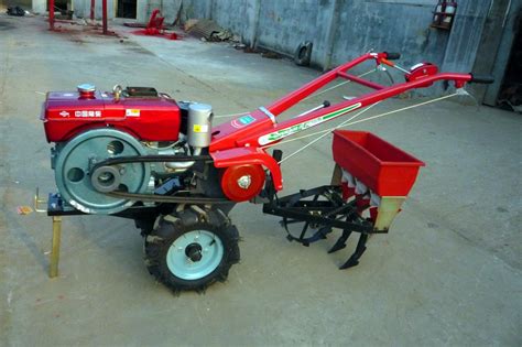 微耕機(jī)旋耕機(jī)(微耕機(jī)旋耕機(jī)刀片安裝圖解)縮略圖