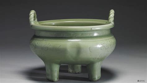 龍泉青瓷(龍泉青瓷和景德鎮(zhèn)青瓷哪個(gè)好)縮略圖