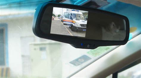 行車記錄儀能聽見車里說話嗎,行車記錄儀停車熄火后還能記錄嗎縮略圖