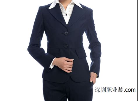 正裝是什么樣的衣服(休閑正裝是什么樣的衣服)縮略圖