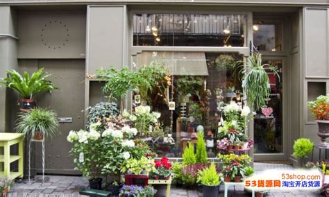 成都花店員工多少錢一個月(成都一個花店一般能掙多少錢)縮略圖