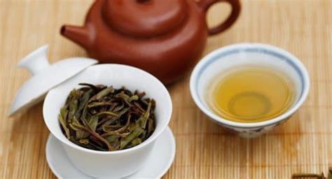 普洱生茶和熟茶哪個對身體好,普洱生茶和熟茶哪個對身體好些縮略圖