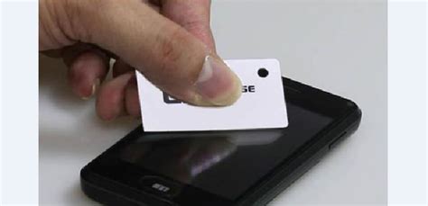 手機(jī)貼膜里面有氣泡怎么處理(手機(jī)貼膜里面有氣泡怎么處理掉)縮略圖