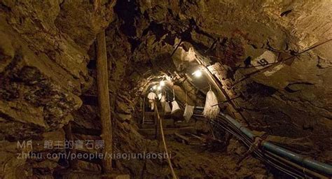 坦桑石的功效與作用,坦桑石的功效與作用寓意縮略圖