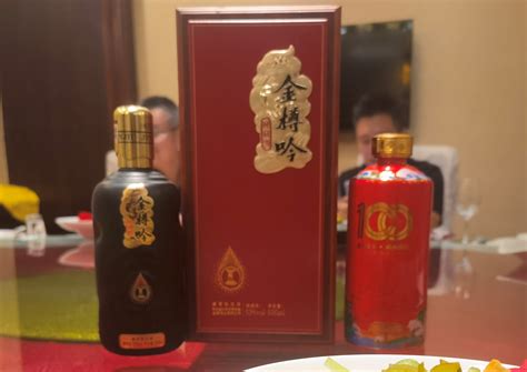 金樽,金樽清酒斗十千,玉盤珍羞直萬錢縮略圖