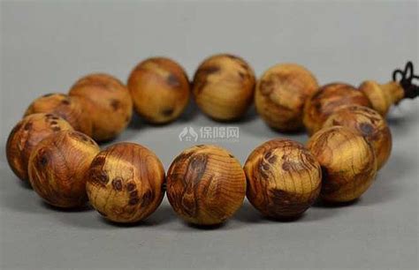 崖柏手串怎么盤越來越亮(崖柏手串怎么盤越來越亮呢)縮略圖