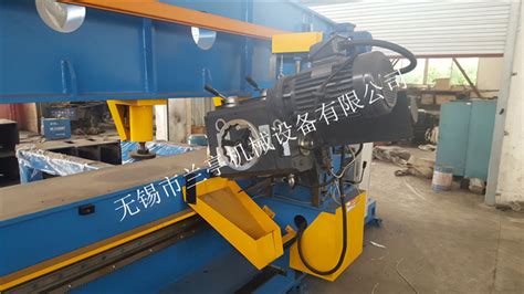銑邊機工作視頻(銑邊機工作視頻教程)縮略圖