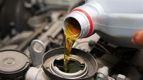 汽車機油長時間不換會有什么影響,怎么判斷機油該換了縮略圖