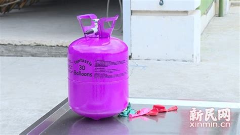 氦氣球?qū)殞毼：Υ髥?氦氣球?qū)殞毼：Υ髥嵋曨l縮略圖