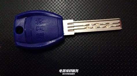 防盜門鑰匙打不開鎖轉不動怎么辦,老式防盜門鑰匙打不開鎖轉不動怎么辦縮略圖