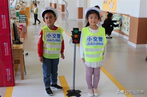 塑料袋做兒童環保服裝(塑料袋做兒童環保服裝教程)縮略圖