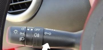 大燈是近光燈還是遠光燈,大燈是近光燈還是遠光燈示意圖縮略圖