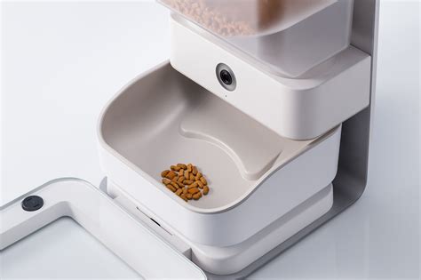 智能寵物喂食器,智能寵物喂食器畢業(yè)設(shè)計(jì)縮略圖