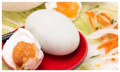 咸鴨蛋做菜大全(咸鴨蛋做菜的做法大全)縮略圖