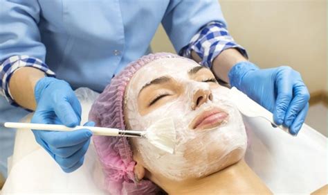 面膜敷多長時間最好(面膜什么時候敷最好)縮略圖