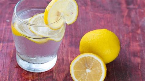 鹽汽水一天喝多少合適(鹽汽水喝多了有好處嗎)縮略圖