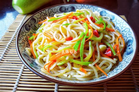 炒米線,炒米線的做法縮略圖