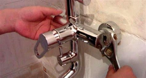 感應潔具安裝教程,感應蹲坑安裝視頻縮略圖