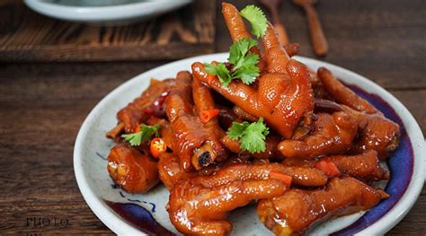 鳳爪怎么泡制好吃(鳳爪怎么泡制好吃又簡單)縮略圖