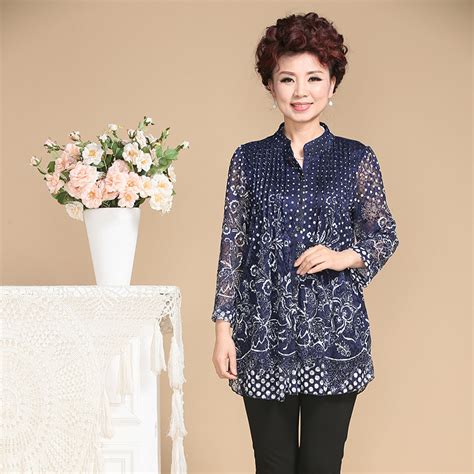 中老年服裝廠家批發(fā)在哪里最便宜,中老年服裝批發(fā)廠家拿貨縮略圖