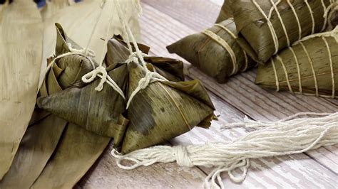 粽子餡怎么調(diào)制才好吃,粽子餡怎么調(diào)制才好吃視頻縮略圖