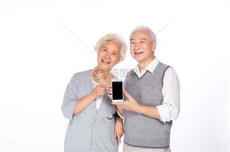 老人手機(jī)多少錢一臺(tái),老人手機(jī)多少錢一臺(tái)合適縮略圖