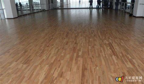 運動木地板施工步驟(運動木地板施工步驟圖)縮略圖