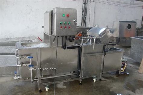 果蔬清洗機(jī)怎么使用(果蔬清洗機(jī)怎么使用視頻教程)縮略圖